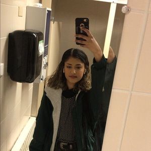 Meet your Posher, Lydia